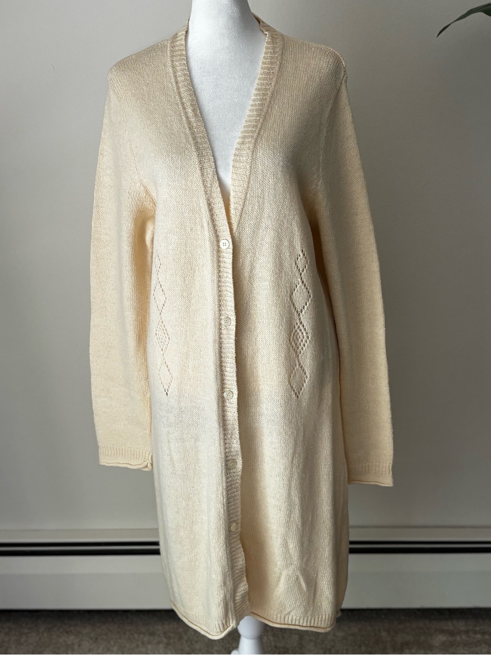 Liz Claiborne Cream Long Button-Front Women's Cardigan Sweater Vintage